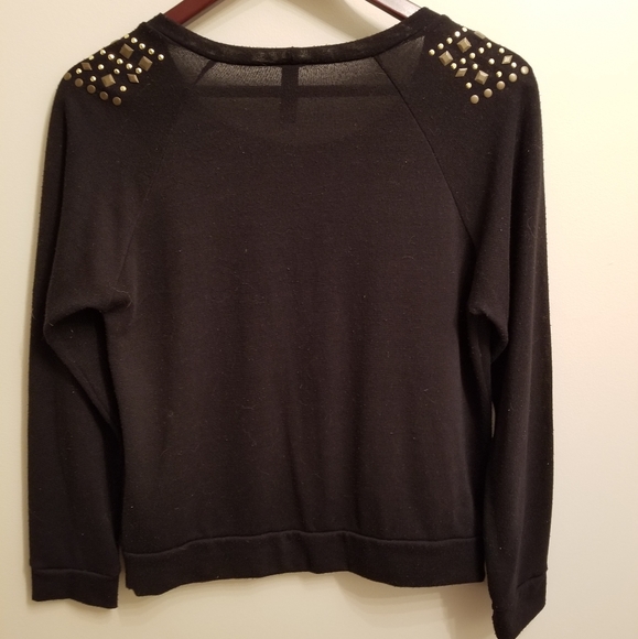 Sweater - Picture 2 of 2